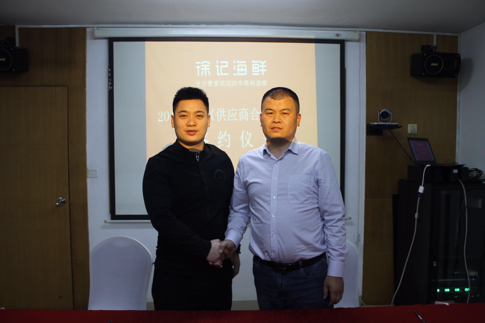 ����������{���Lɳ������{��������{������������������{�������Lɳ������{���̣��͏d������{