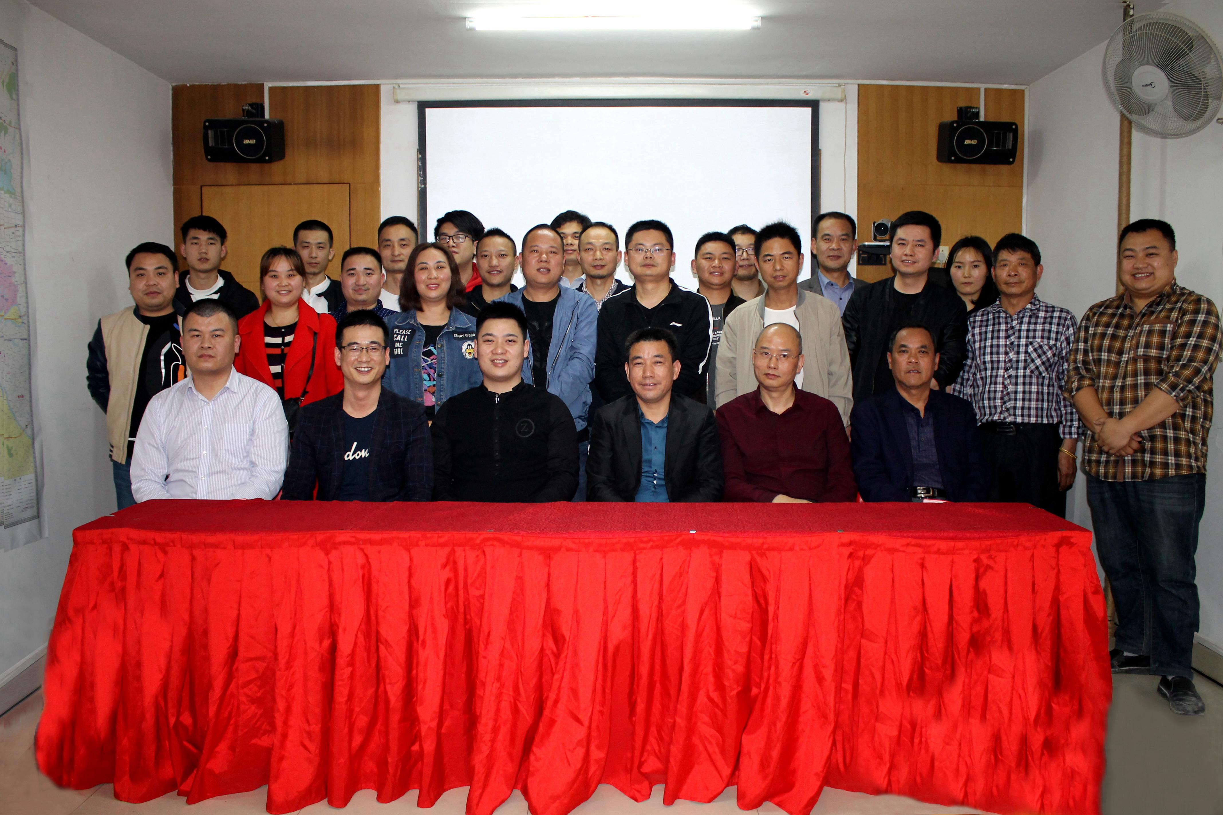 ����������{���Lɳ������{��������{������������������{�������Lɳ������{�������͏d������{